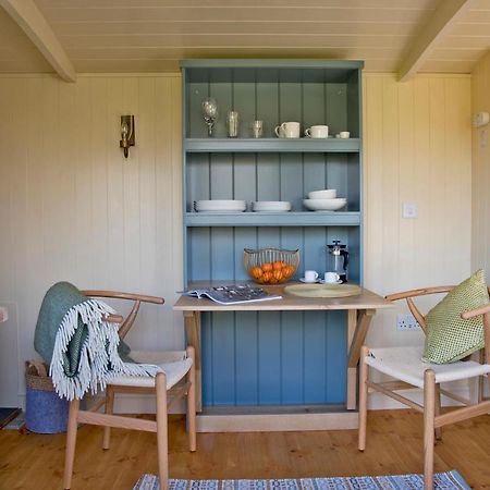 Villa The Hut Ashbourne  Esterno foto