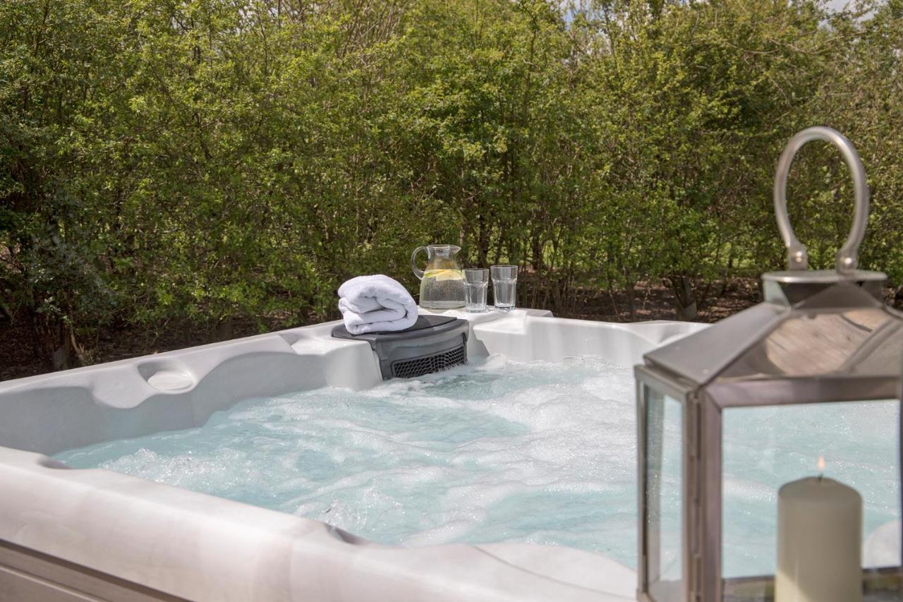 Villa The Hut Ashbourne  Esterno foto